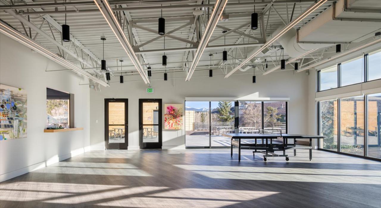 The Block Hotel & Commons Silverthorne Buitenkant foto