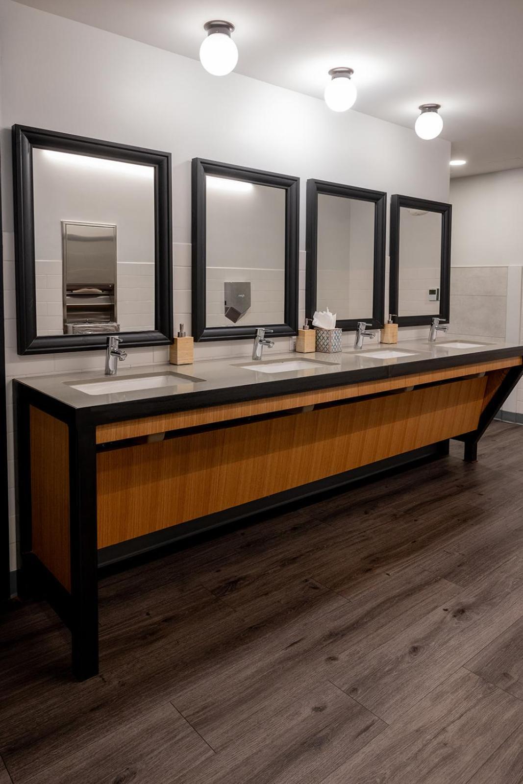 The Block Hotel & Commons Silverthorne Buitenkant foto